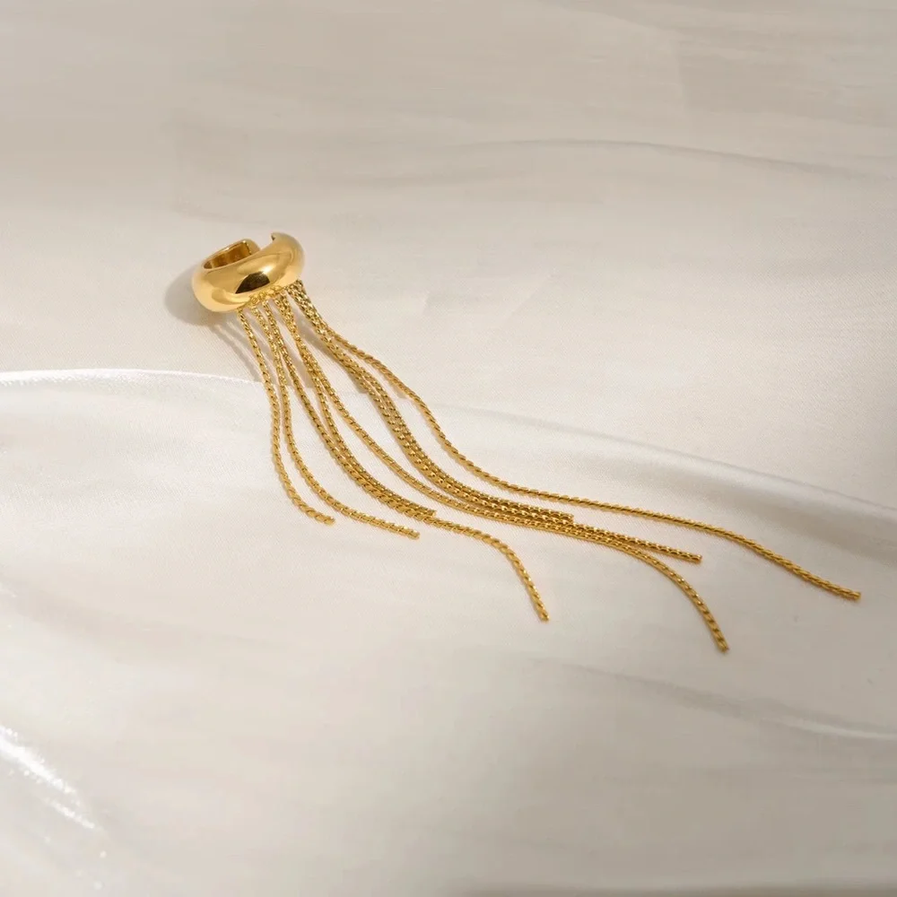 (A5) 18k gold plated Dangle Gold Ear Huggie